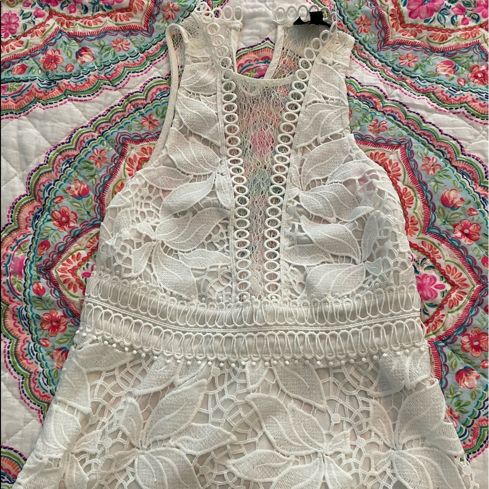 TOPSHOP - white patterned lace top